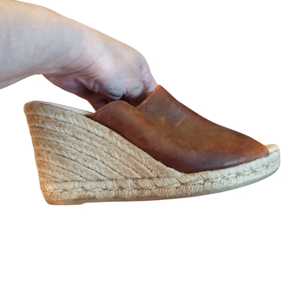 Gaimo Wedge Brown Leather Slide Sandals - Picture 2 of 8